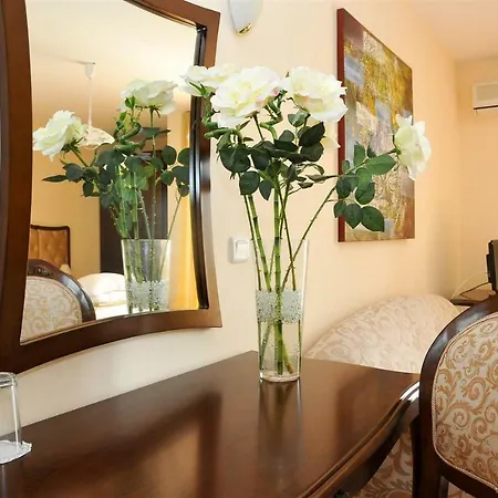 Mida Hotell 3*