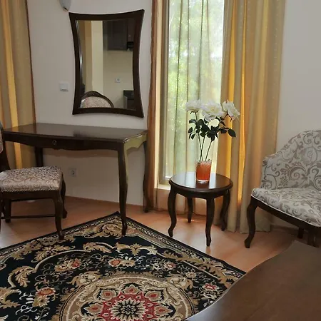 Hotell Mida Slăntjev Brjag